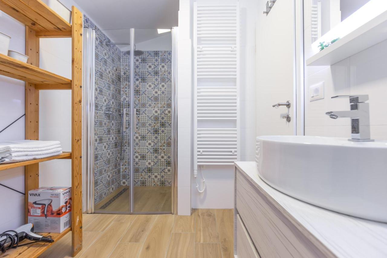 Apartmani Lucija Пореч Экстерьер фото